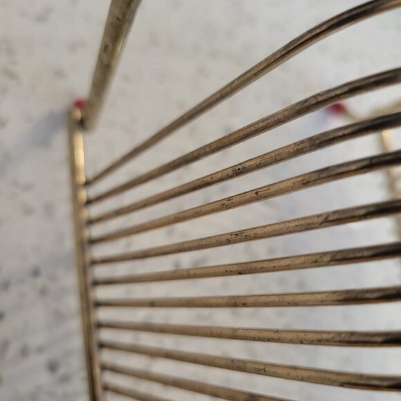 1960s Vintage Gold Tone Wire Record Holder for 45 rpm. Pre-owned . - Picture 5 of 9